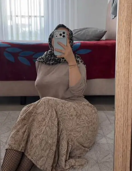 ESENYURT Escort Bayan CEREN ELİT - İstanbul VIP Eskort Modelleri 2026